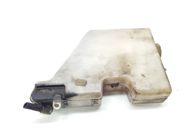 Tanque de expansão do sistema de esfriamento Nissan Terrano 2 R20