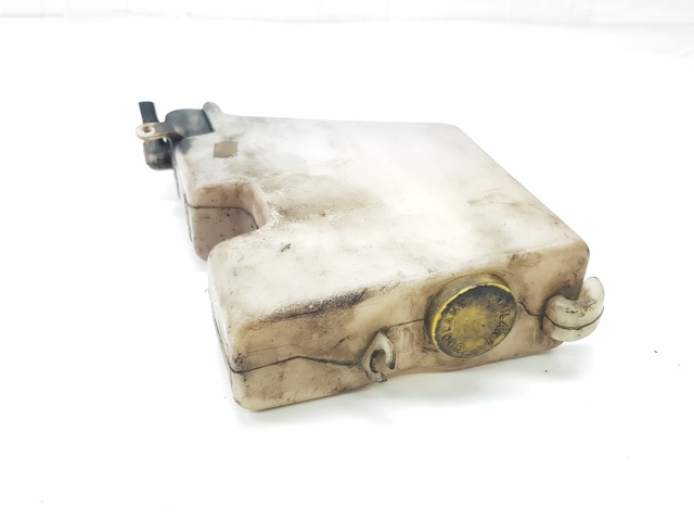 Tanque de expansão do sistema de esfriamento Nissan Terrano 2 R20