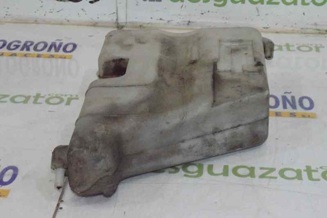 Tanque de expansão do sistema de esfriamento Nissan Terrano 2 R20