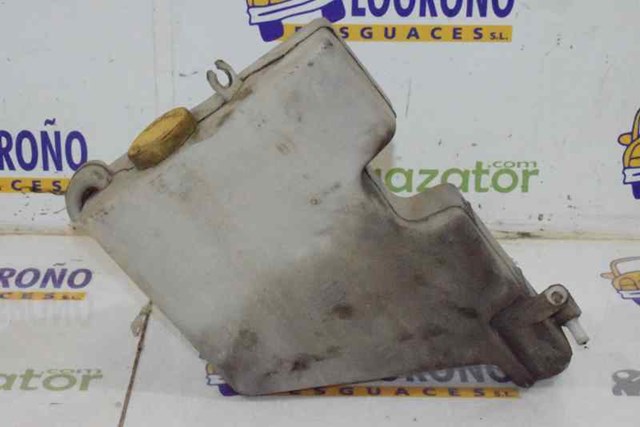 Tanque de expansão do sistema de esfriamento Nissan Terrano 2 R20