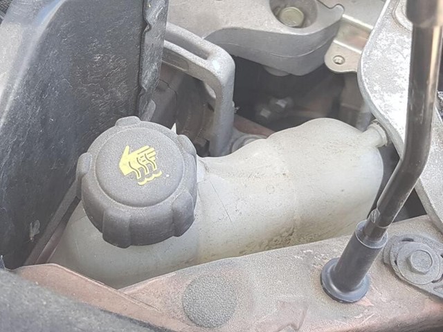 NISSAN 217114BE0A Бачок системы охлаждения расширительный в наличии Днепр