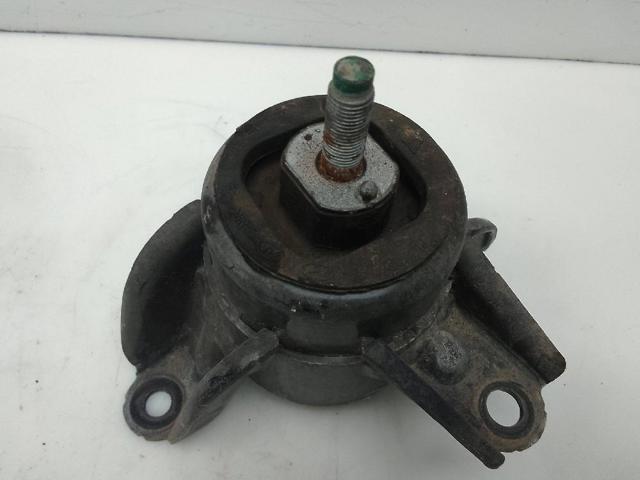 218103Z100 HYUNDAI Подушка (опора) двигателя правая купить в Сумы