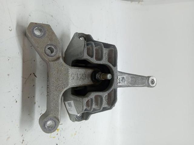 21810J7000 HYUNDAI Правая подушка двигателя купить в Ирпень