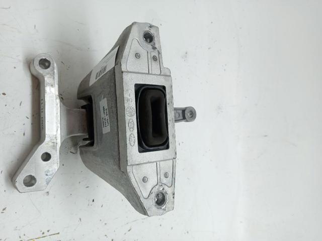 21810J7000 HYUNDAI Подушка (опора) двигателя правая купить в Львов