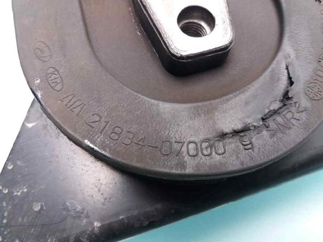HYUNDAI 218301Y010 Левая подушка двигателя в наличии Днепр