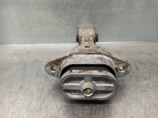 HYUNDAI 219502K100 Подушка (опора) двигателя задняя в наличии Ровно