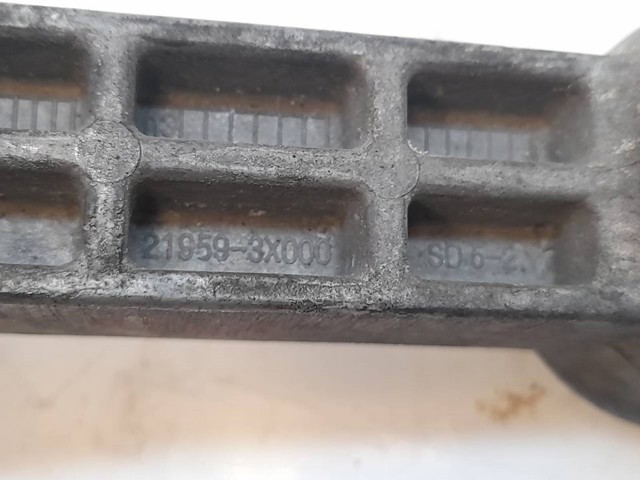 HYUNDAI 219503X000 Подушка (опора) двигателя нижняя в наличии Каменское