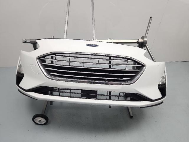 FORD 2202281 Бампер передний в наличии Винница
