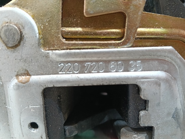 MERCEDES 2207206035 Замок передней правой двери в наличии Украина