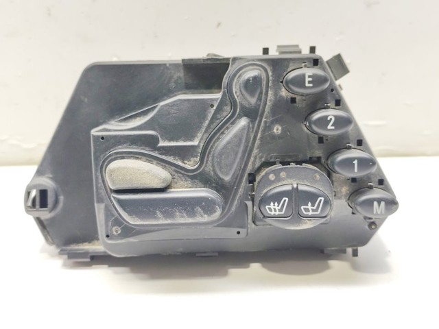 MERCEDES 2208219851 в наличии Винница