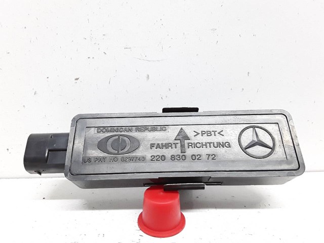 MERCEDES 2208300272 Датчик освещения салона в наличии Киев