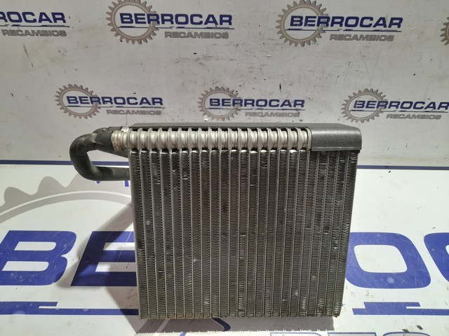 Evaporador de ar condicionado para Mercedes-Benz Classe B (W245) (2005-2011) B 180 CDI (245.207) 640940 2208300384