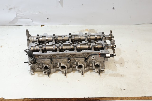 HYUNDAI 221002A350 ГБЦ в наличии Украина