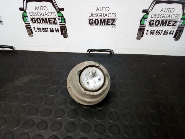 22111092973 Кронштейн подушки (опоры) двигателя левой купить Ужгород