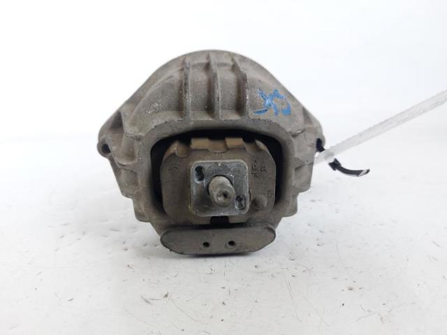 22116768799 BMW Левая подушка двигателя купить в Кривой Рог