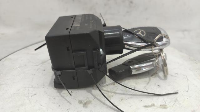 MERCEDES A2215450308 в наличии Запорожье