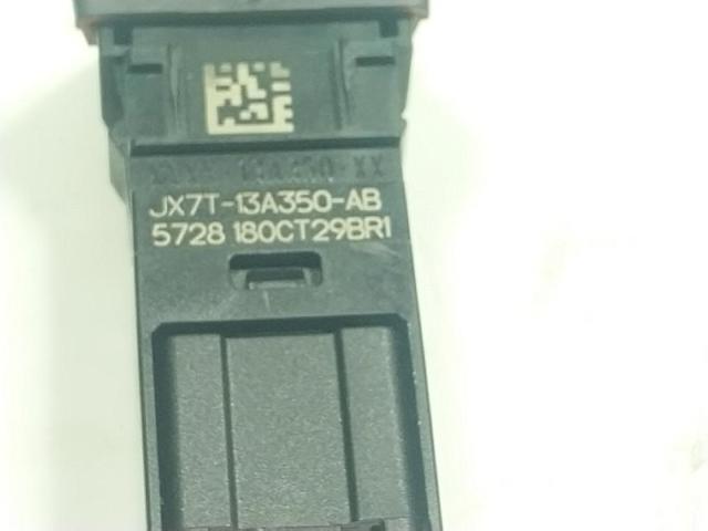 Botão de ativação do sinal de emergência Ford Kuga 3 DFK