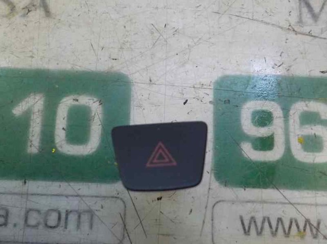 Botão de ativação do sinal de emergência Ford Kuga 3 DFK