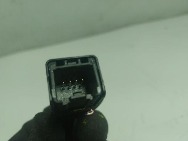 Botão de ativação do sinal de emergência Ford Kuga 3 DFK