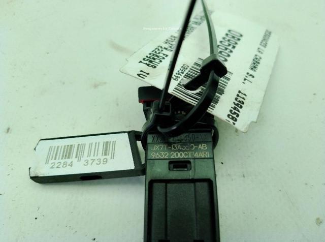 2228951 FORD Кнопка включения аварийного сигнала купить в Харьков