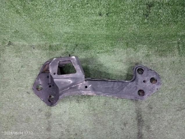 22316751228 BMW Балка крепления коробки передач купить в Хмельницкий