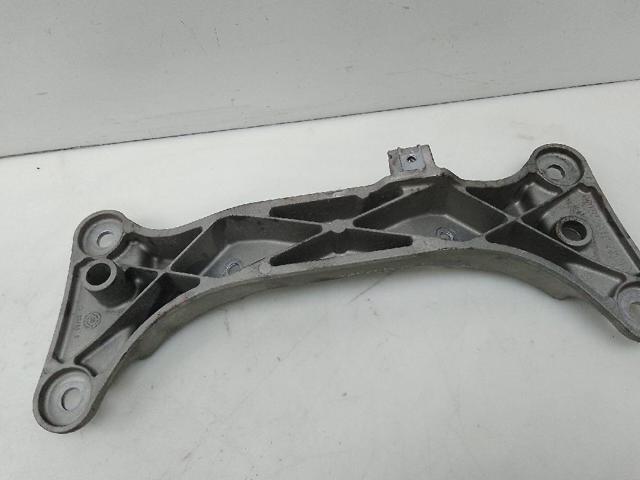 BMW 22316778059 Балка крепления коробки передач в наличии Кривой Рог