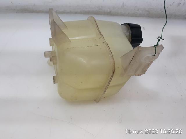 RENAULT 2243061000 Бачок системы охлаждения в наличии Украина