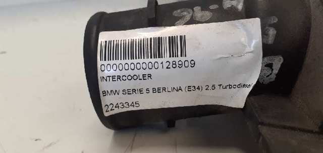 2243345 BMW Радиатор интеркуллера купить в Черновцы