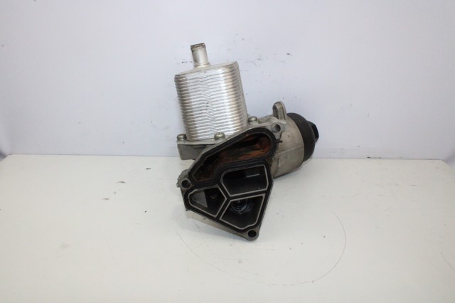 2247204 BMW Масляный радиатор купить в Ужгород