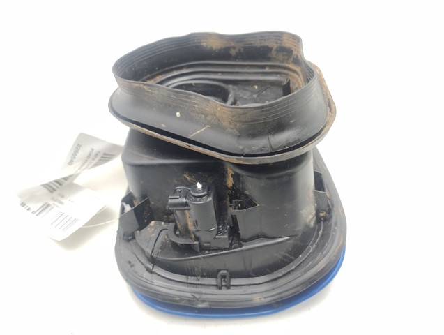 2266540 FORD Лючок бензобака купить в Николаев