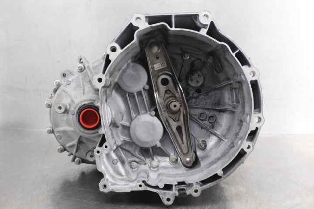 BMW 23008685381 КПП в наличии Николаев