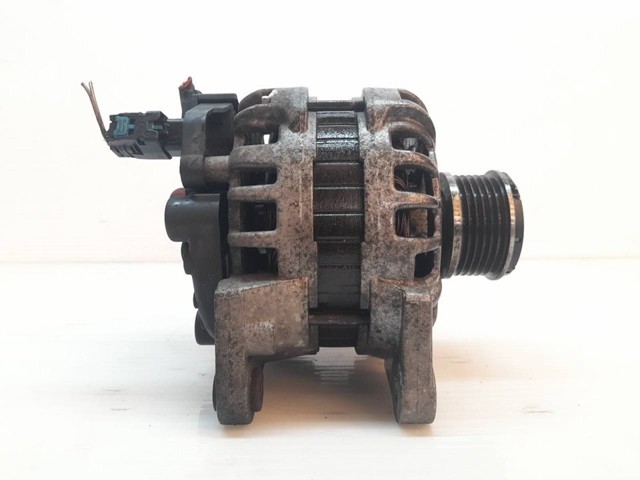 231001956R RENAULT Генератор купить в Одесса
