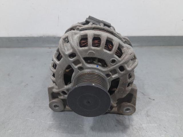 231002854R RENAULT Генератор купить в Киев