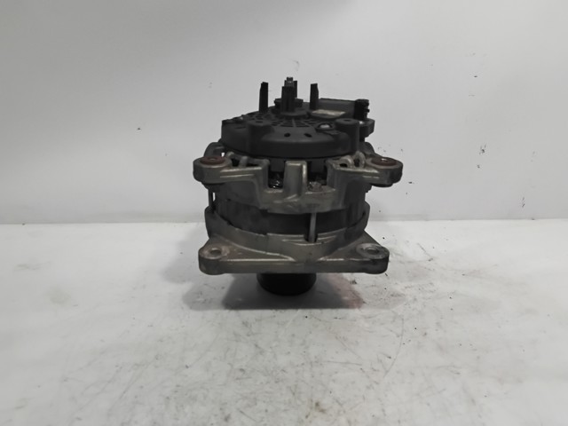 RENAULT 231005933R Генератор в наличии Тернополь