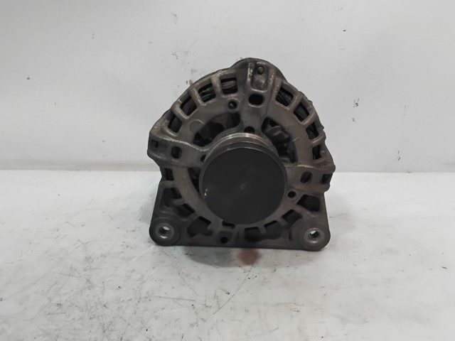 231005933R RENAULT Генератор купить в Черновцы