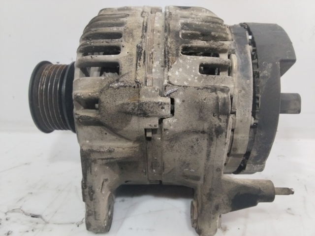 NISSAN 2310069T61 Генератор в наличии Черновцы