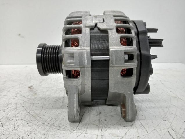 RENAULT 231007518R Генератор в наличии Житомир