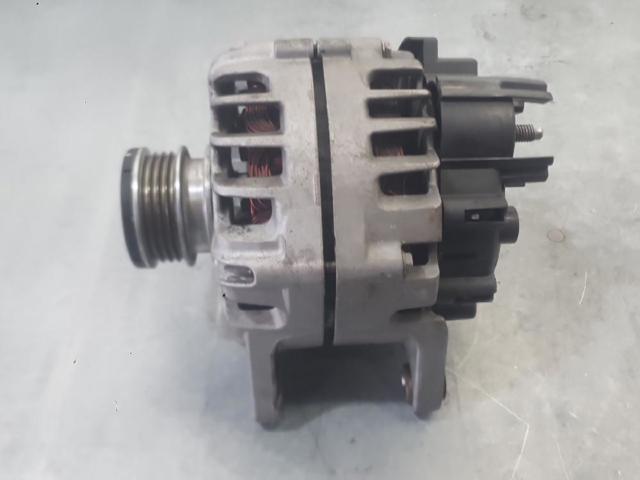 RENAULT 231007582R Генератор в наличии Запорожье
