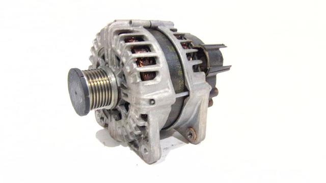 231007619R RENAULT Генератор купить в Запорожье