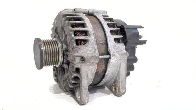 RENAULT 231007619R Генератор в наличии Кривой Рог