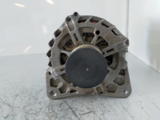 231008040R RENAULT Генератор купить в Тернополь