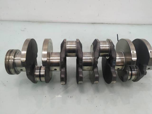 Cambota de motor KIA Carnival 3 UVP