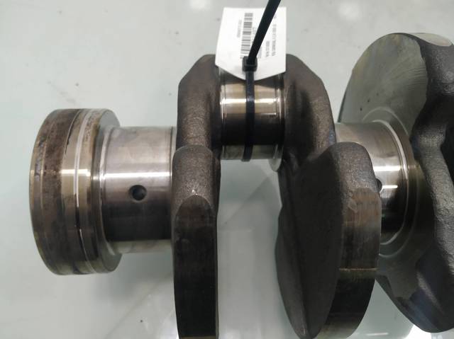 Cambota de motor KIA Carnival 3 UVP