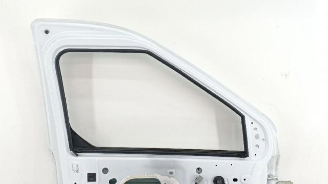 FORD 2321925 Дверь передняя левая в наличии Чернигов