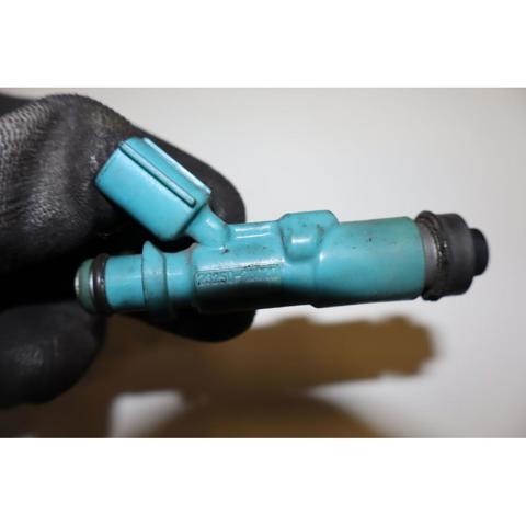 Injetor de injeção de combustível Toyota Yaris P10