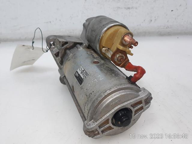 RENAULT 233000157R Стартер в наличии Днепр