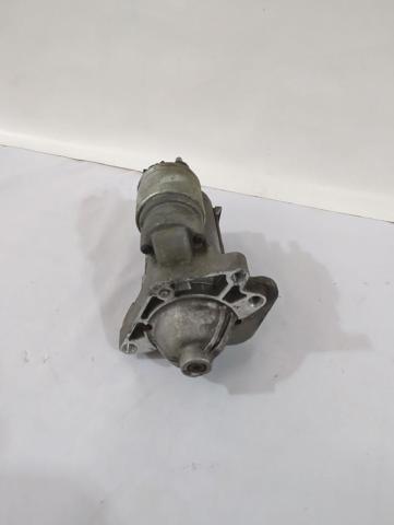 RENAULT 233001412R Стартер в наличии Ужгород