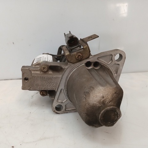 Motor de arranco 233001M216 NISSAN