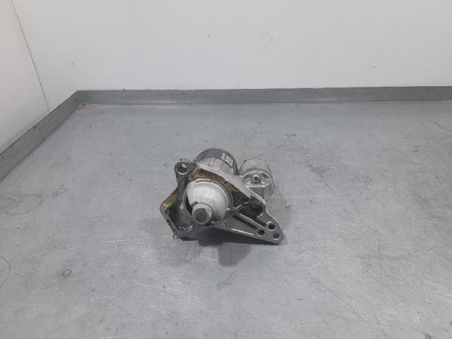 233006867R NISSAN Стартер купить в Чернигов