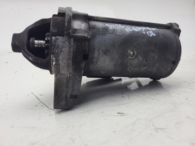 Motor de arranco 23300JG70A NISSAN